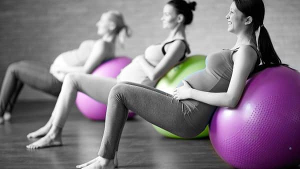 Poți face exerciţii fizice pe perioada sarcinii? Cum ajuta sportul?