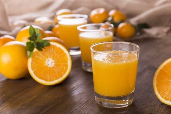 Sucul de portocale și portocalele – 12 Beneficii