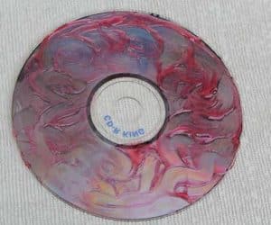 cum se repara un cd cu pasta de dinti