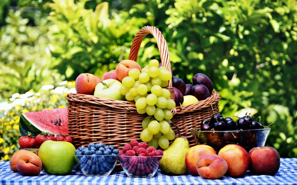 Despre fructe cum ar trebui sa mancam fructele
