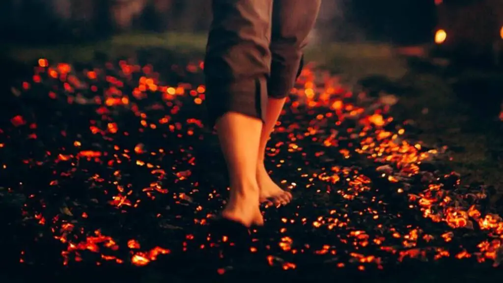 Ritualuri mersul prin foc